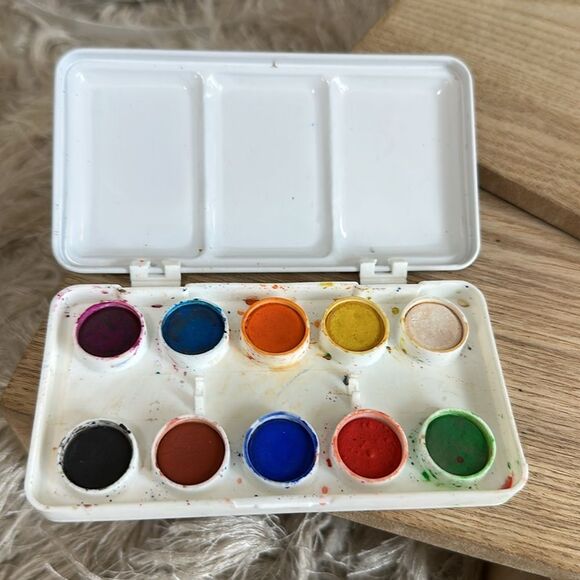 Vtg Page Of  London Mini Watercolor Box Paint Tins 2 Teddy Bear & 1 Pirate Scene - Picture 12 of 17